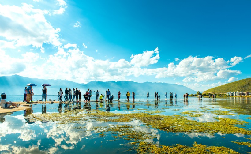 云南大理洱海自然风景图片