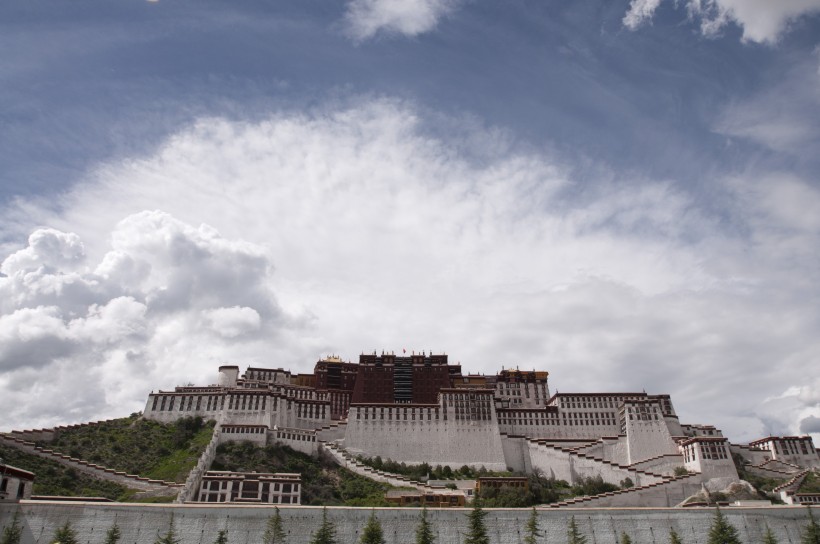 西藏布达拉宫建筑风景图片